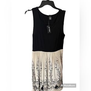 Aurora hot topic dress size XL